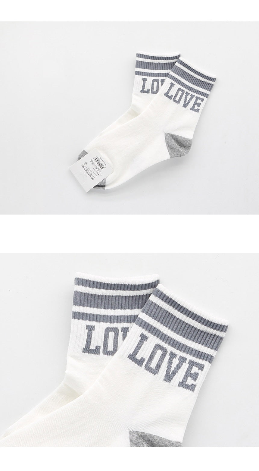 LOVE Stripe Ribbed Crew Socks (3 Pairs)